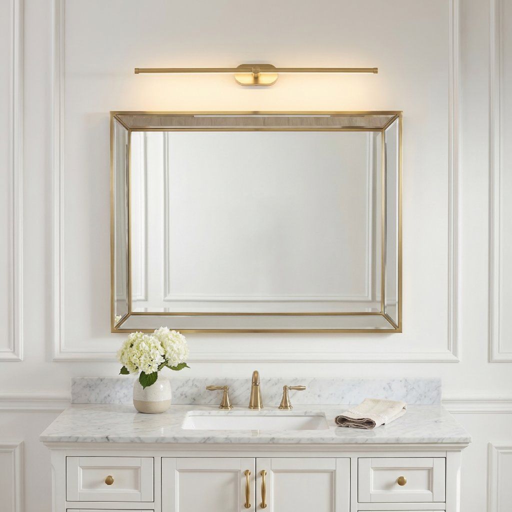 Toolight APP1894-1W – zlatá matná lineárna lampa v modernom glamour interiéri